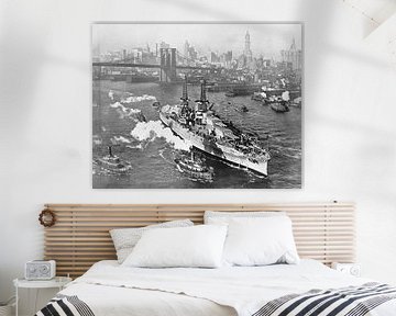 Warship USS ARIZONA on the eastern river in the city of New York by Atelier Liesjes