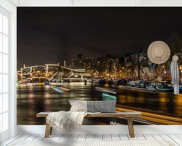 Magere Brug Amsterdam bei Nacht