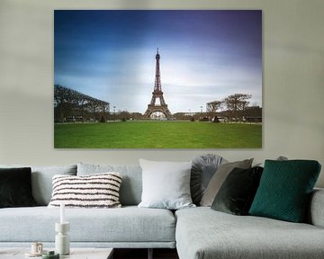 Eiffel Tower long exposure by Dennis van de Water