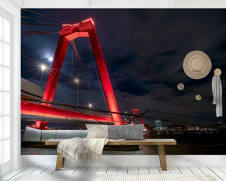 Sfeerimpressie behang: Willemsbrug Rotterdam by night van Karl Smits