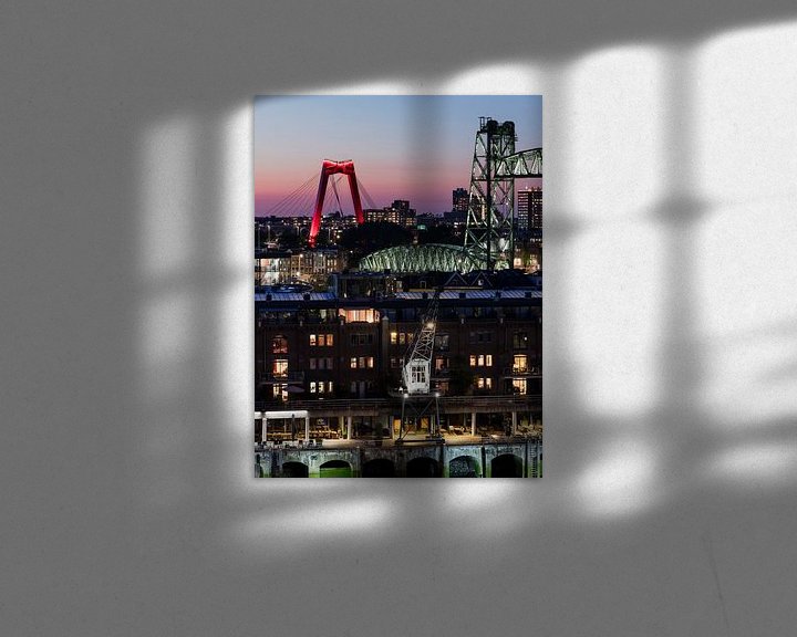 Sfeerimpressie: Stadsbruggen van Rotterdam in de avond van Edwin Muller