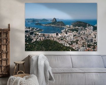 Uitzicht over Rio de Janeiro, de stranden, bergen en Sugarloaf Mountain