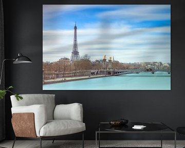 Blauwe Seine met Eiffeltoren van Dennis van de Water
