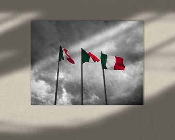 Dreimal die italienische Flagge in selektiver Farbe von iPics Photography