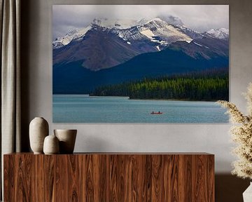 Maligne Lake in Jasper N.P, Alberta, Canada van Henk Meijer Photography