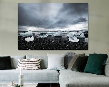 Diamond Beach IJsland vlakbij Jökulsárlón van Kim van Dijk