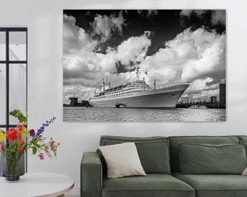 Tender at the SS Rotterdam in the Maashaven by huub claessens