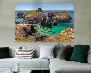 Turquoise water in Kynance Cove, Helston, Cornwall, England by Christian Müringer