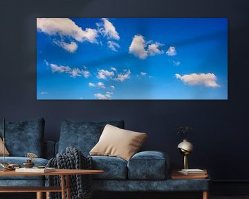 Blauer Himmel mit Wolken von Günter Albers