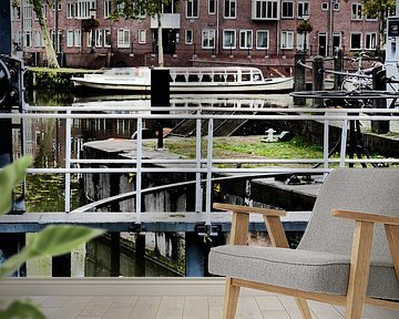 Utrecht - Lock and canal boat