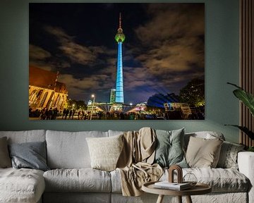 Fernsehturm Berlin in besonderem Licht