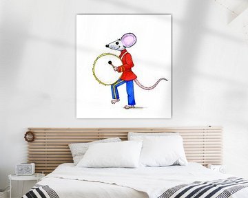 Watercolor illustration of a mouse with music instrument by Ivonne Wierink