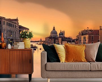 Dageraad op Venetië van Eric Zhang