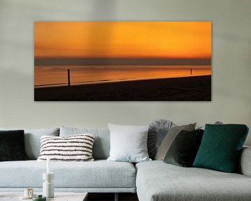 Panorama du coucher de soleil sur la plage de Rockanje sur Marjolein van Middelkoop