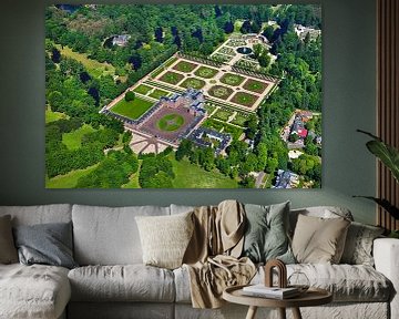 Luchtfoto van paleis Het Loo bij Apeldoorn