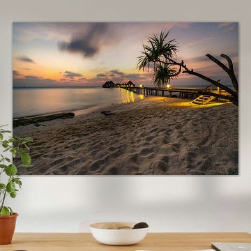 Sonnenuntergang am Palmenstrand von Christian Klös