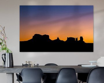 Silhouette des Monument Valley von Adelheid Smitt