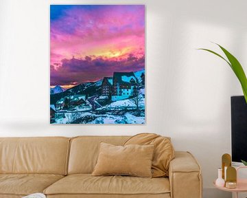 Kleurrijke zonsondergang boven de Franse Alpen van Mick van Hesteren