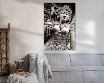 Bali Statue - Analoge Fotografie! von Tom River Art