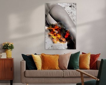 Une femme en feu sur Tom River Art