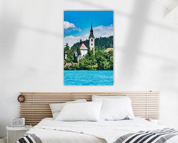De Onze-Lieve-Vrouwekerk in het meer van Bled, Slovenië van Gunter Kirsch