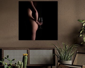 Time for wine by Leo van Valkenburg