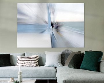 abstracte achtergrondafbeelding in aquarelstijl met kwartjes in lichtblauwe en grijze kleuren die in van Maren Winter