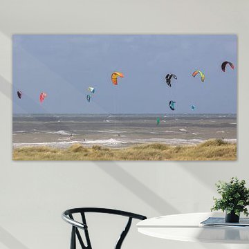Kitesurfing