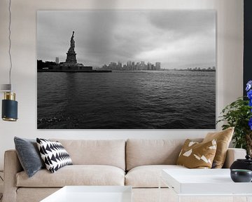 Lady Liberty bewaakt de stad van Willem Holle WHOriginal Fotografie