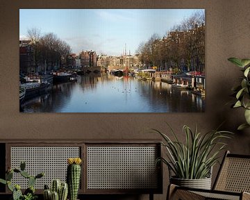 Aan de Amsterdamse grachten. van Willem Holle WHOriginal Fotografie