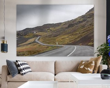 Une route sinueuse en Islande sur Map of Joy