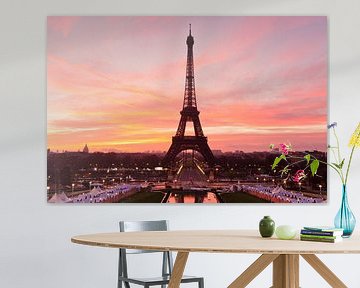 Eiffelturm bei Sonnenaufgang, Paris,  von Markus Lange