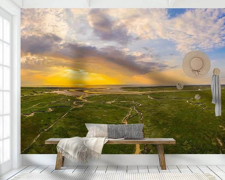 Sfeerimpressie behang: Zonsondergang bij de Slufter van Patrick van Oostrom