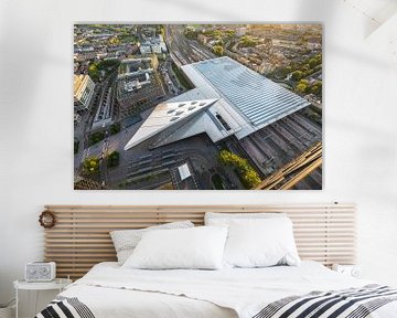 Het futuristische Centraal Station van Rotterdam van bovenaf van MS Fotografie | Marc van der Stelt