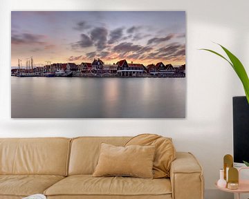Volendam Harbour by John Leeninga