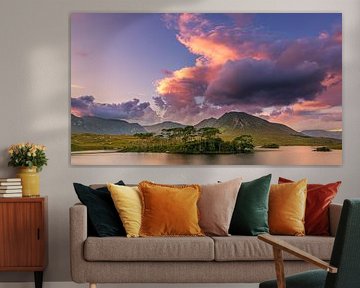 Sonnenuntergang in der Connemara am Derryclare Lough, Irland