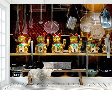 Amsterdam | Zeedijk, Maneki Neko (gelukskat) van Mark Zoet