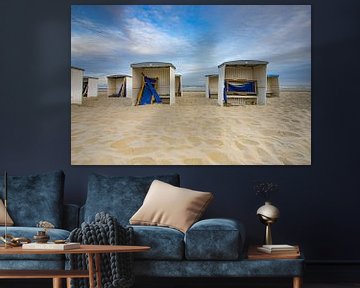 strandhuisjes op het strand van katwijk aan zee van Gerard De Mooij