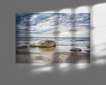 Steine am Strand von Claudia Moeckel