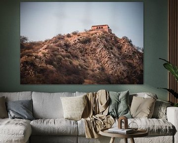 Petite maison au sommet de la colline | Photographie de voyage sur Lotte van Alderen