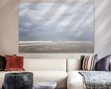 Wolken en strand op schiermonnikoog van Karijn | Fine art Natuur en Reis Fotografie