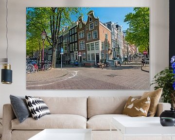 Middeleeuwse huizen aan de Reguliersgracht in Amsterdam van Eye on You