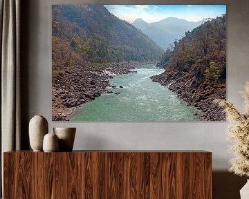 De heilige rivier Ganges in India bij Laxman Jhula van Eye on You