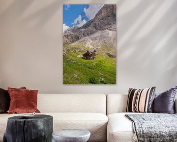 Berghut in de Dolomieten, Italië van Bianca Kramer