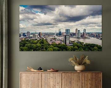 Skyline van Rotterdam vanaf de Euromast (16:9) van Lolke Bergsma