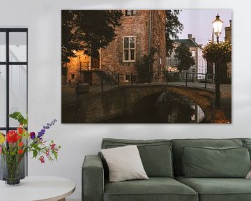 Pont et vieux bâtiments dans les maisons murales d'Amersfoort sur Michiel Dros