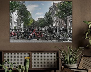 Brücke mit Radfahren Amsterdam von Ivo de Rooij