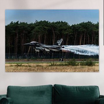 Power - Startende F16 von Christian Klös