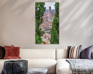 Doorkijkje in Verona, Italië van Jessica Lokker