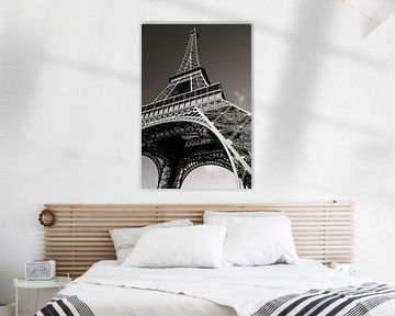 Eiffel tower in black and white by Henny Hagenaars